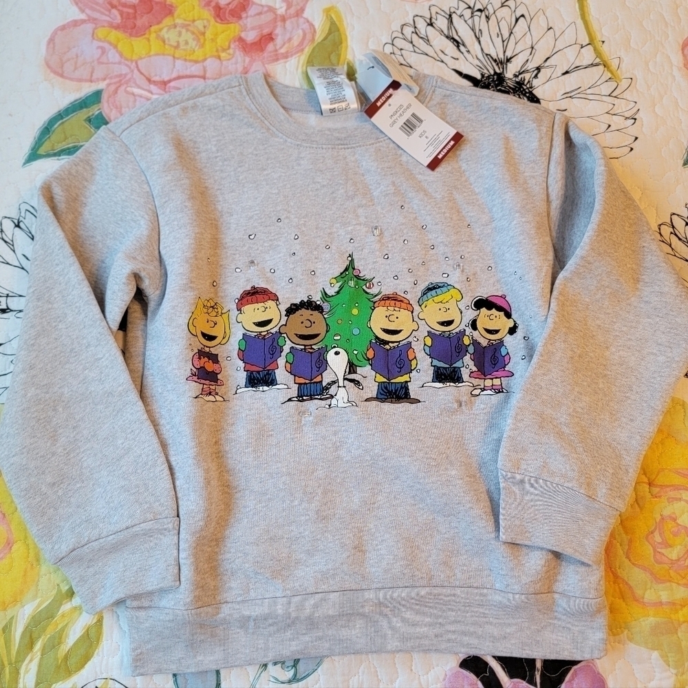 NWT Charlie Brown & Gang Christmas Caroling Sweatshirt with Blinking Lights
